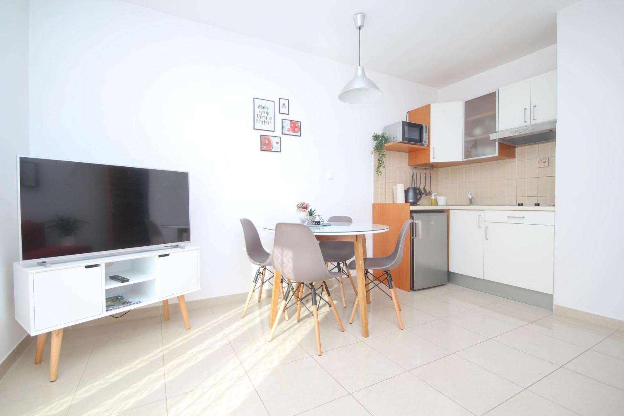 Family Petrov Apartments Vodice Habitación foto