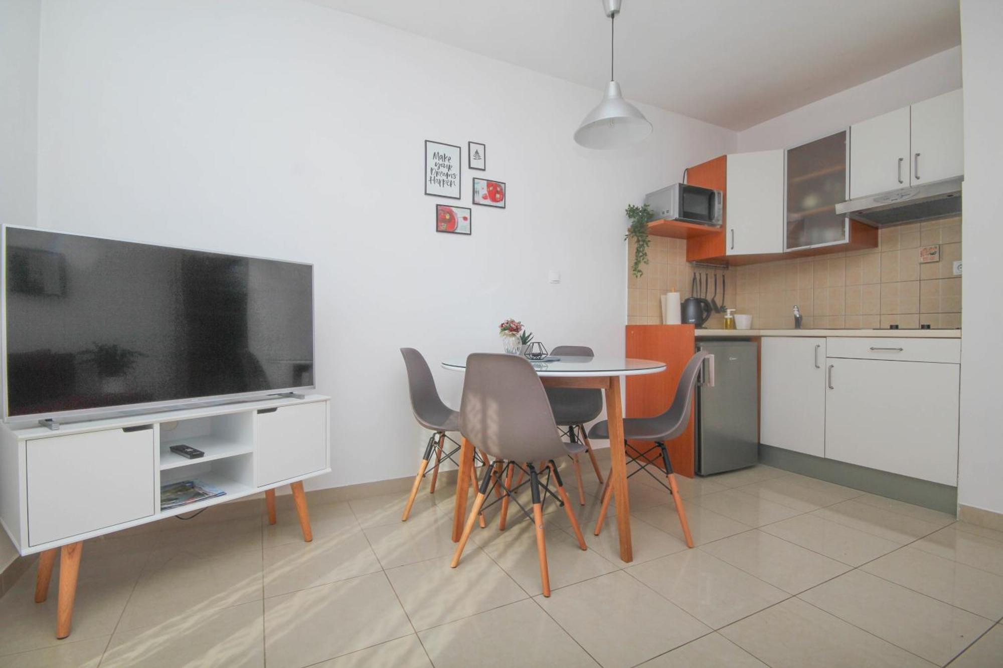 Family Petrov Apartments Vodice Habitación foto